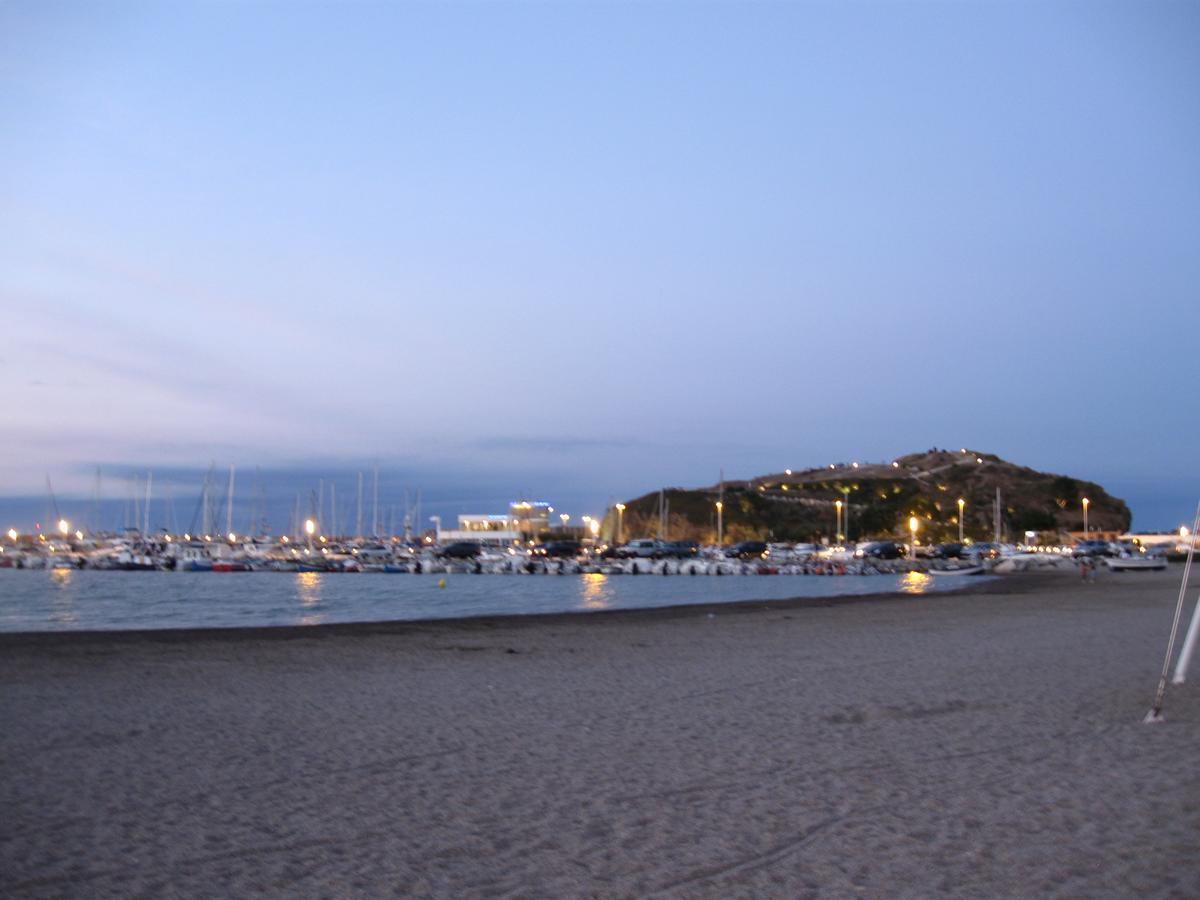 Alberg Costa Brava Llanca Ngoại thất bức ảnh
