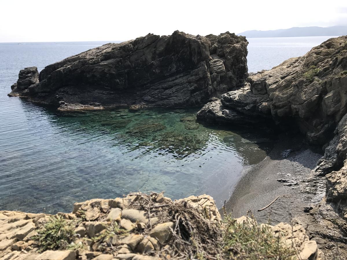 Alberg Costa Brava Llanca Ngoại thất bức ảnh